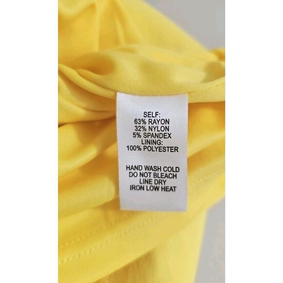 Lulu’s ~Woman Size S~ Yellow Pencil Stretch Sleeveless Dress w/Peplum. - Picture 4 of 13